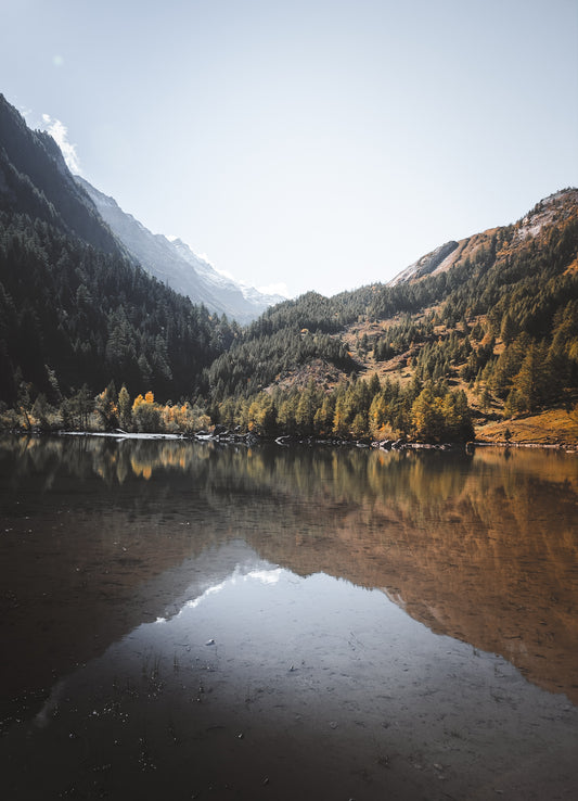 Lac de Derborence : Entre Sérénité et Paysages Époustouflants